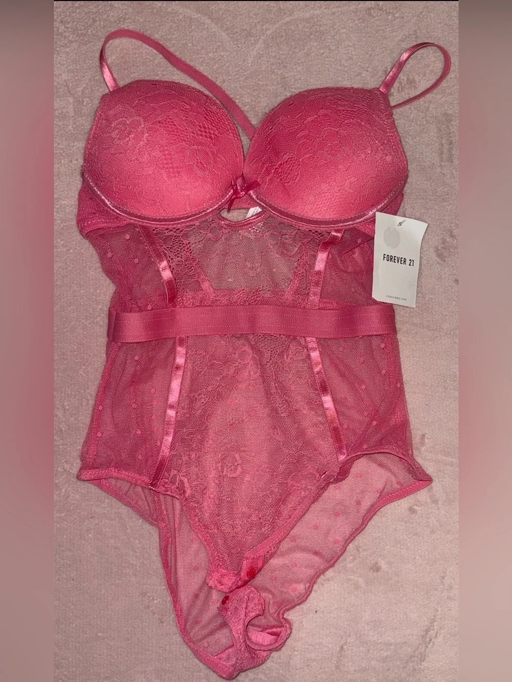 🩷Forever 21 Pink Lace Lingerie Teddy Bodysuit NWT 💕✨